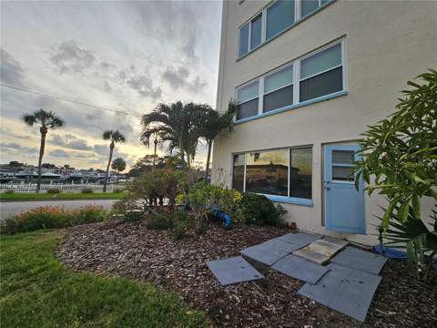 2850 59th Street #115, St Petersburg FL - photo 14 of 17