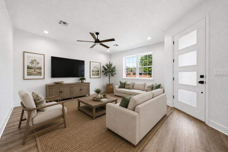 4 bedroom Single Family Residence at 1018 Farmstead Street, Farmstead 44, Eustis — photo 2