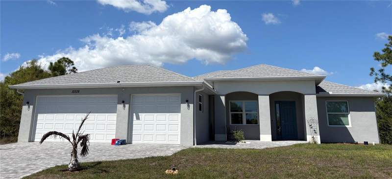 3 bedroom Single Family Residence at 7194 Pinedale Drive, Port Charlotte Sec 095, Port Charlotte — photo 4
