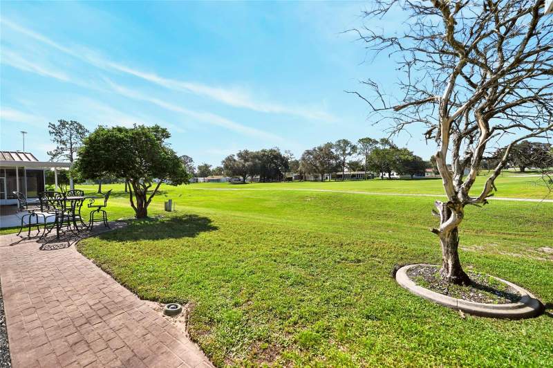 2 bedroom Manufactured Home at 1712 W Schwartz Boulevard, The Villages, The Villages — photo 4