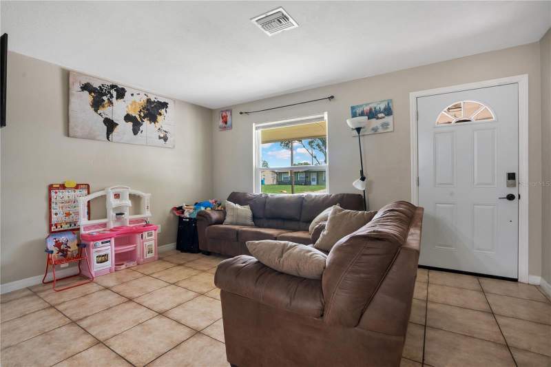 3 bedroom Single Family Residence at 4325 Cassius Street, Richmond Heights, Orlando — photo 5