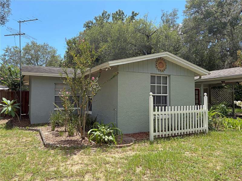 3 bedroom Single Family Residence at 7806 Alafia Ridge Road, Riverview, Riverview — photo 2