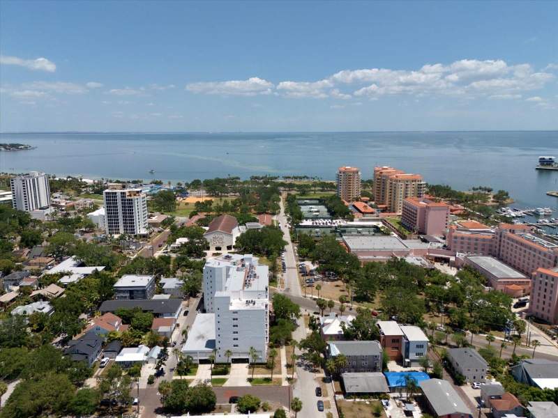 Harbour Hill Condo