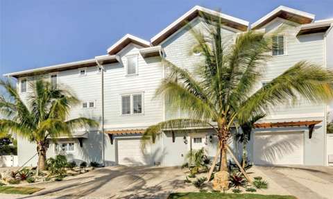 2516 Avenue A, 4-bedroom for sale in Bradenton Beach