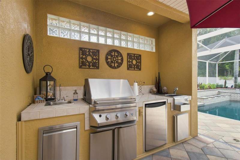 4 bedroom Single Family Residence at 2931 Hillside Ramble Drive, Hillside, Brandon — photo 5