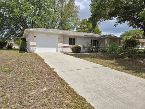 6121 SW 103Rd Loop, home for sale on SW 103Rd Loop