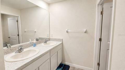 16531 Windmill Forge Pass, Wimauma FL - photo 16 of 60