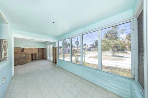 875 Bruce Avenue, Clearwater FL - photo 9 of 34