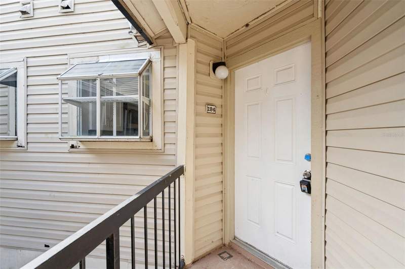 2 bedroom Condominium at 1948 Lake Atriums Circle #124, Plaza/Millenium, Orlando — photo 3