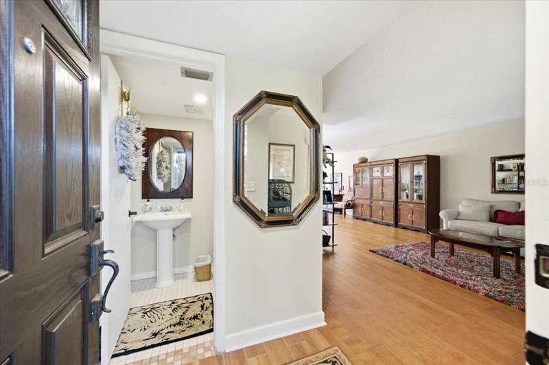 3 bedroom Condominium at 10603 Carrollbrook Way #10603, Carrollbrook Patio Twnhs C, Tampa — photo 4