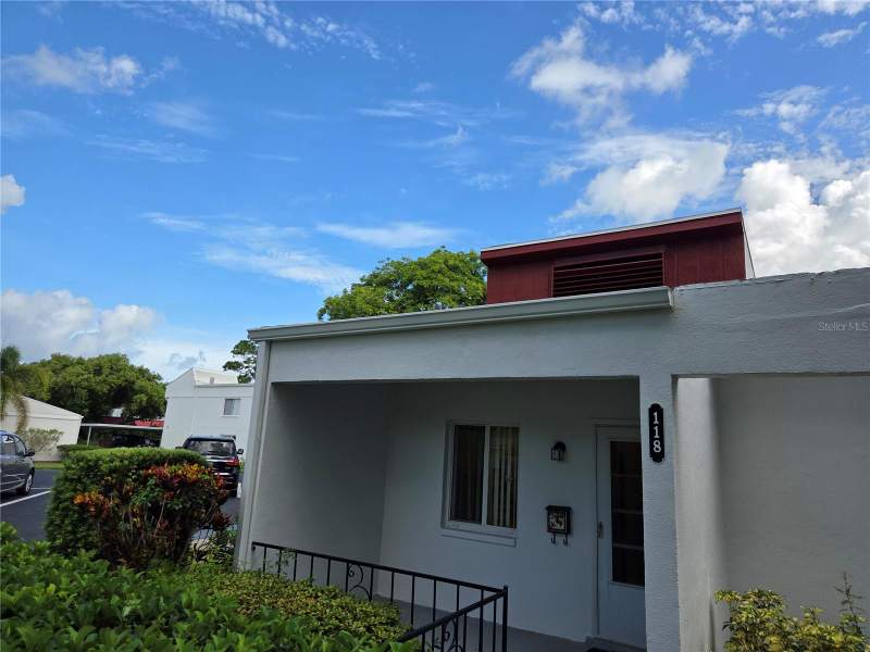 1 bedroom Condominium at 2060 Marilyn Street #118, Marilyn Pines Condo Apts, Clearwater — photo 2