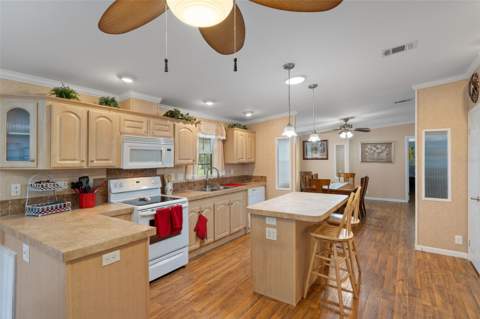 7526 Fairlane Avenue, Brooksville FL - photo 16 of 52