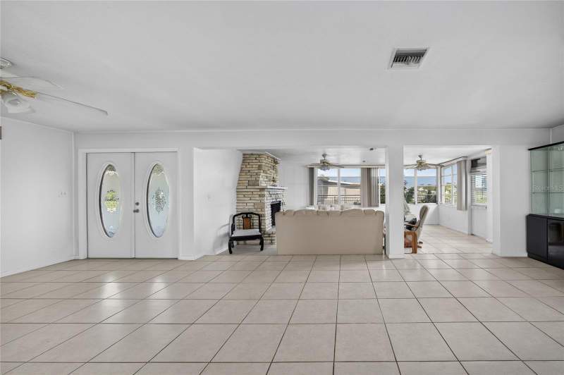 3 bedroom Single Family Residence at 321 Weber Terrace, Port Charlotte Sec 025, Port Charlotte — photo 4