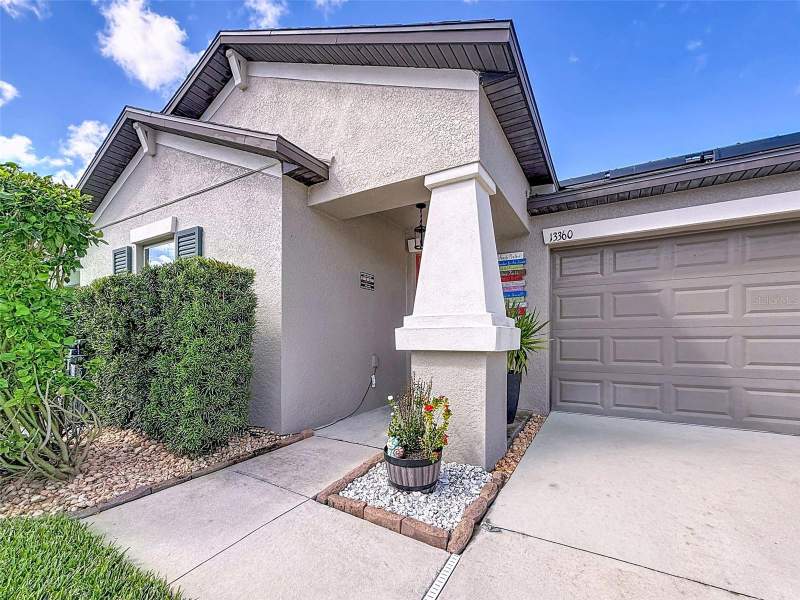 3 bedroom Single Family Residence at 13360 Willow Bluestar Loop, South Fork Tr V Ph 2, Riverview — photo 2