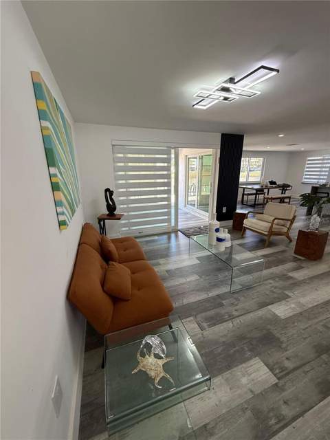 5925 Beverly Drive, Hudson FL - photo 14 of 47