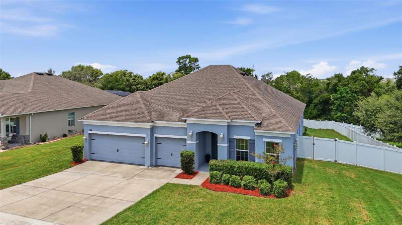 4 bedroom Single Family Residence at 1948 Bell Creek Loop, Glen Ph 11 12 & 13, Fruitland Park — photo 5