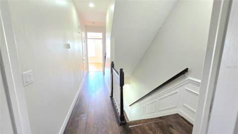 1806 Lago Vista Boulevard, Palm Harbor FL - photo 7 of 31
