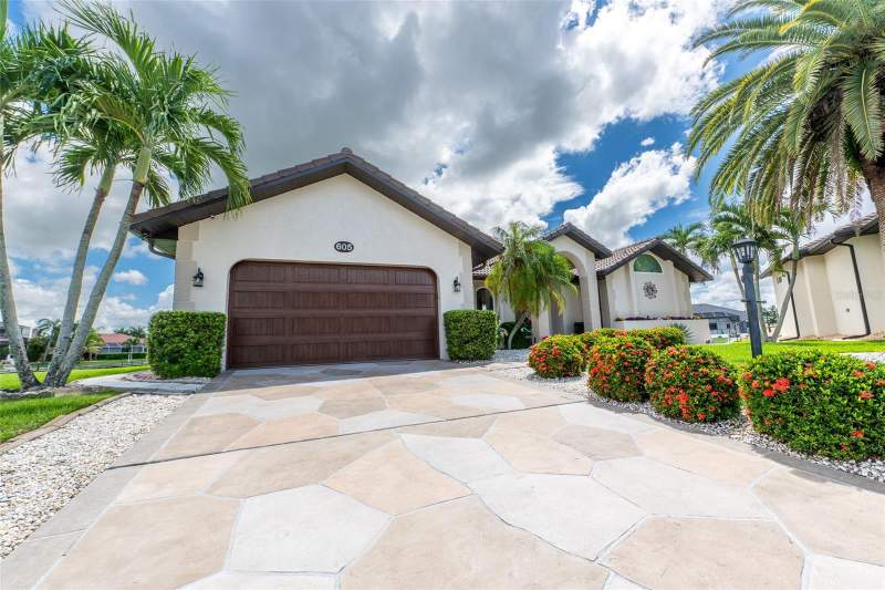 3 bedroom Single Family Residence at 605 Candia Court, Punta Gorda Isles Sec 15, Punta Gorda — photo 4