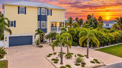 303 58Th Street, home for sale in Holmes Beach 34217