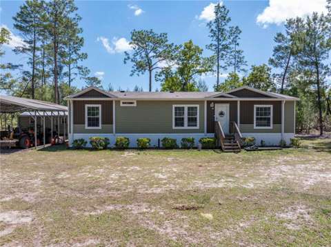 221 Magnolia Road, home for sale in Hawthorne 32640
