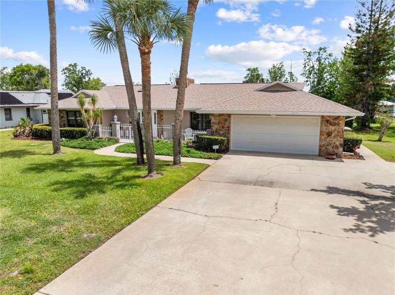 4 bedroom Single Family Residence at 6770 Bay Shore Drive, Bay Lake Estates, St Cloud — photo 3