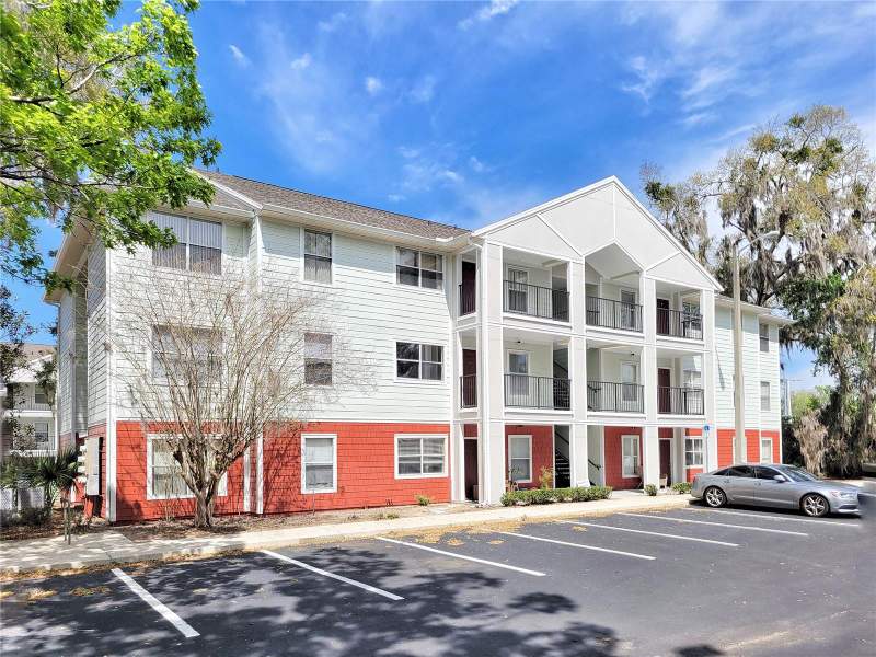 3 bedroom Condominium at 2360 SW Archer Road #505, Campus Edge Condo, Gainesville — photo 2