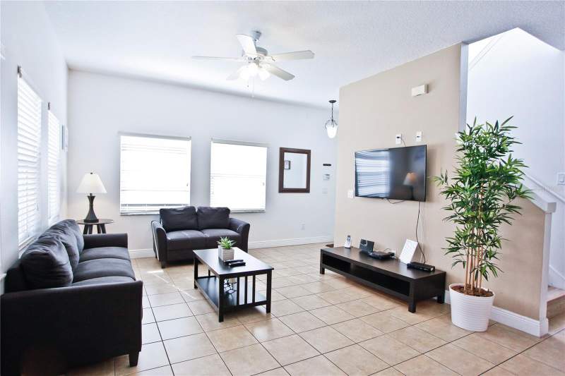 4 bedroom Townhouse at 4577 Alberto Circle, Bellavida Ph 1, Kissimmee — photo 3