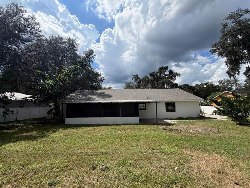 3 bedroom Single Family Residence at 1711 Avant Street, Buckhorn Trace, Valrico — photo 5