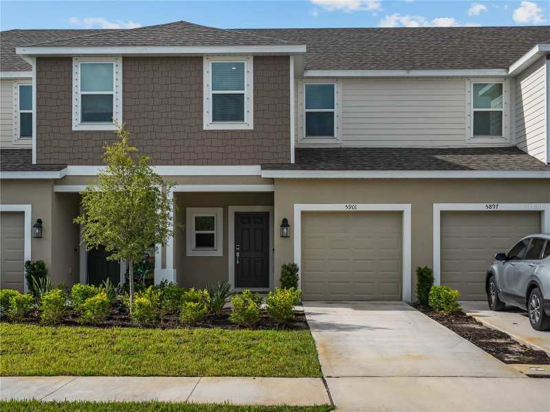 3 bedroom Townhouse at 5901 Biscotti Street, Vinterra Townhomes, Nokomis — photo 1