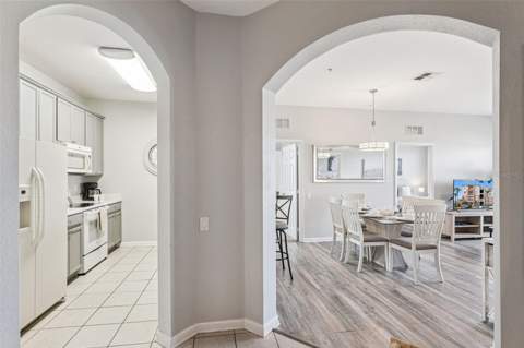 4862 Cayview Avenue #403, Orlando FL - photo 6 of 64
