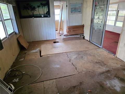 8095 Western Circle Drive, Brooksville FL - photo 6 of 13