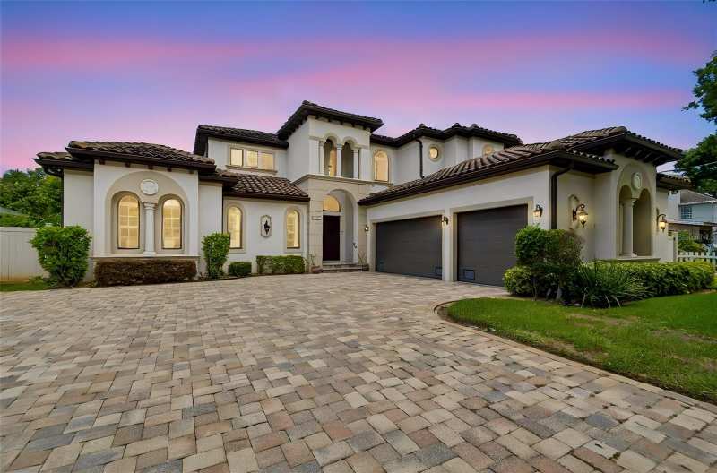4 bedroom Single Family Residence at 6011 S 3rd Street, Southside, Tampa — photo 1