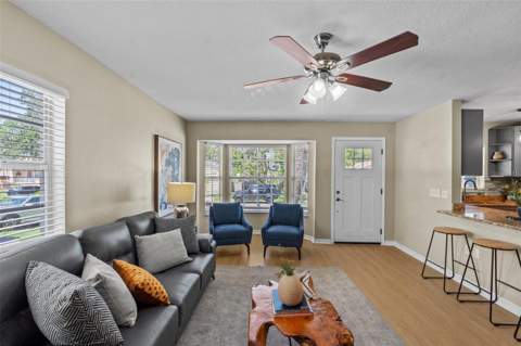 7610 S Sherrill Street, Tampa FL - photo 6 of 24