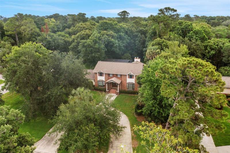 230 HUNTERS TRAIL home for sale in Markham Place