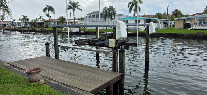 2 bedroom Mobile Home at 18675 US Highway 19 #225, Clearwater, Clearwater — photo 5