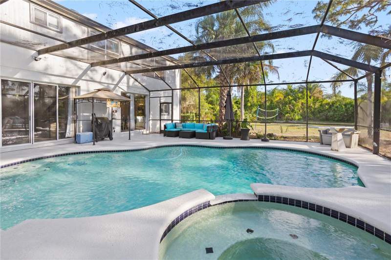 7 bedroom Single Family Residence at 1140 Gallant Fox Way, Pickett Downs, Chuluota — photo 3