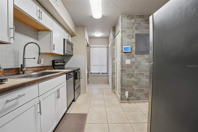 2 bedroom Condominium at 5304 Burning Tree Drive #D03, Cypress Woods Condo, Orlando — photo 5