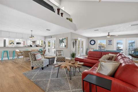 1902 Arrowhead Drive, St Petersburg FL - photo 16 of 49