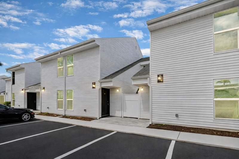 Palms Of Tarpon Springs Condo