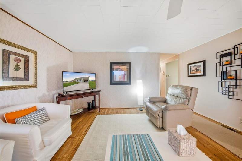 2 bedroom Mobile Home at 12117 Cartwright Drive, Ponderosa Park, Hudson — photo 3