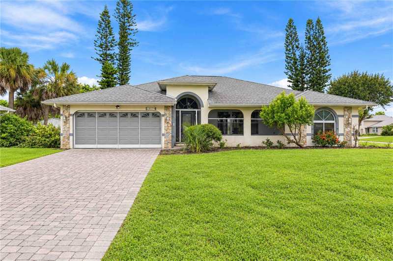 4 bedroom Single Family Residence at 23179 Avacado Avenue, Port Charlotte Sec 020, Port Charlotte — photo 1