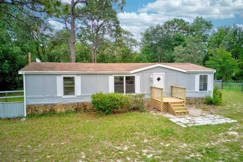 3 bedroom Manufactured Home at 4555 S Leisure Boulevard, Leisure Acres Unit 01, Lecanto — photo 1