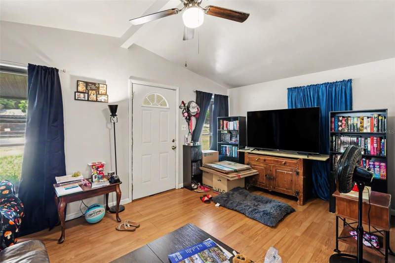 2 bedroom Single Family Residence at 4503 N 72nd Street, Pardeau Shores Unit 1, Tampa — photo 5