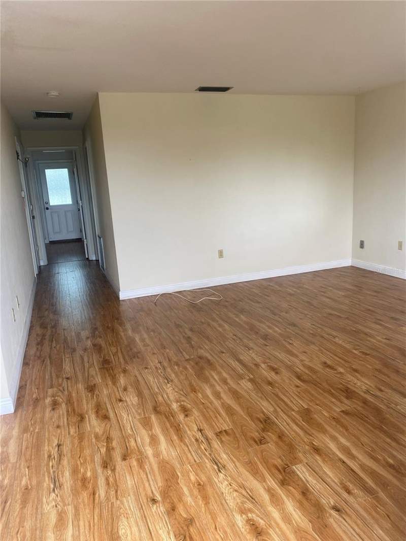 2 bedroom Condo - Hotel at 11224 82nd Avenue #301, Seminole Garden Apts Co-Op, Seminole — photo 3