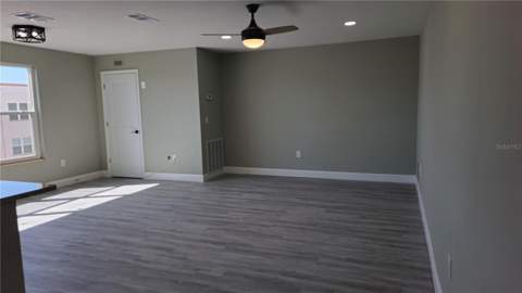5623 80th St N #510, St Petersburg FL - photo 9 of 28