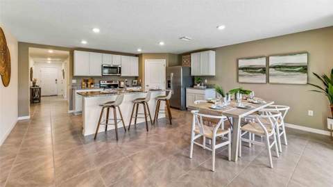 4402 Hidden Farm Drive, Plant City FL - photo 8 of 19