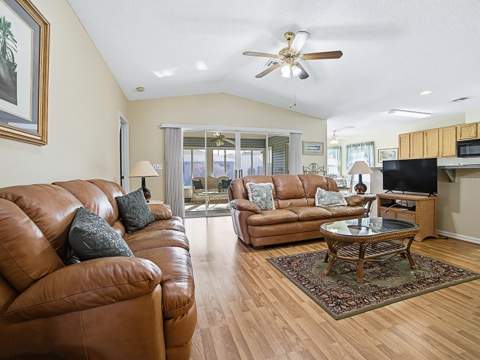 32914 Crooked Oaks Lane, Leesburg FL - photo 8 of 48