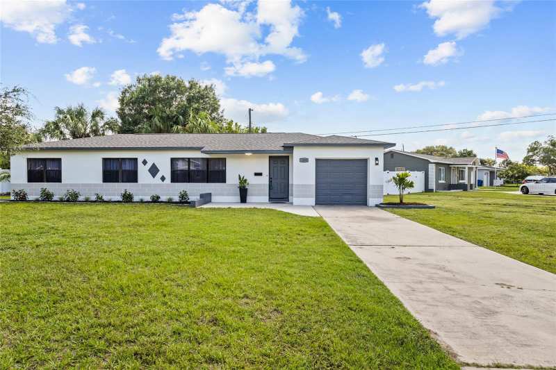 3 bedroom Single Family Residence at 1200 63rd Avenue, Meadow Lawn 2nd Add, St Petersburg — photo 1