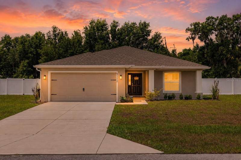 4 bedroom Single Family Residence at 9112 SE 41st Court Road, Summercrest, Ocala — photo 2