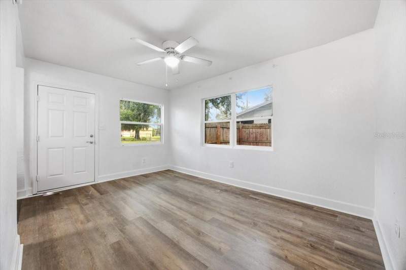2 bedroom Single Family Residence at 1009 W Washington Street, Madison Park, Plant City — photo 5